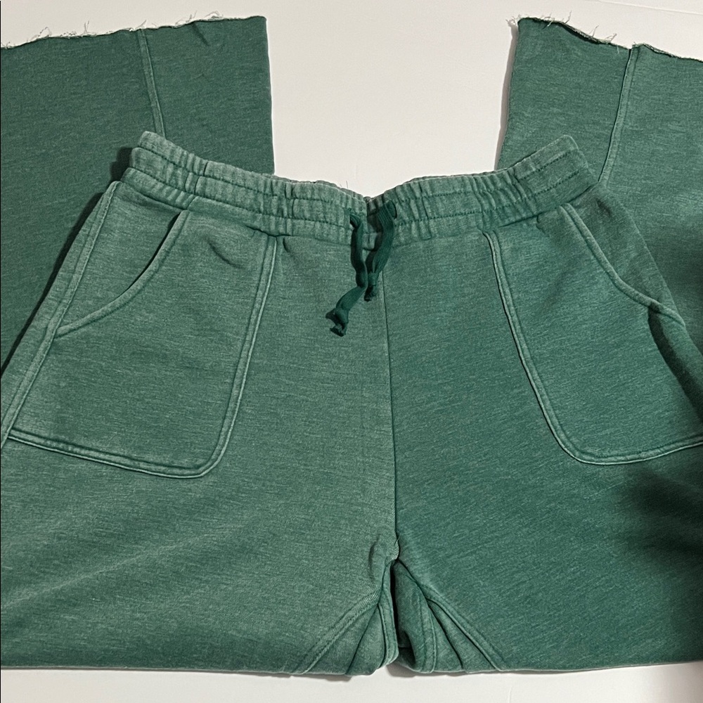 NWT Discount Divas Lived in Pants XL Raw Hem